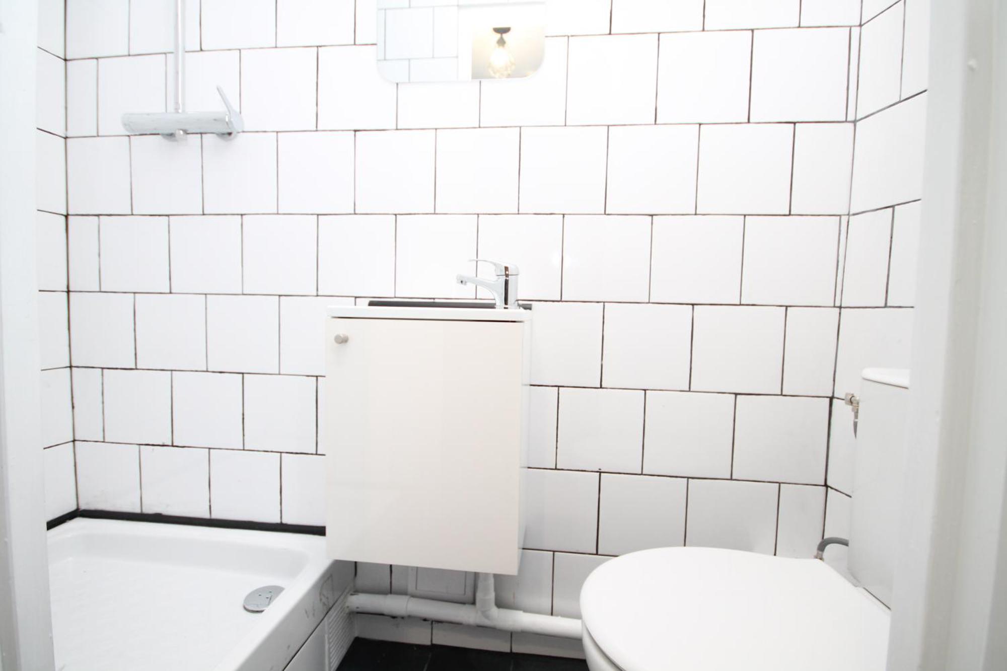 09 - Chambre Proche Paris Et Transports Avec Tv Wifi 圣但尼 外观 照片